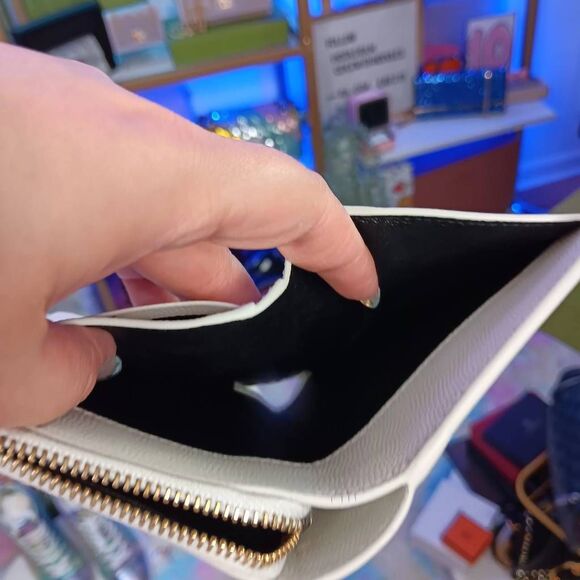 Unused Yves Saint Laurent Multi Color Leather Compact Zip Wallet - Picture 10 of 15